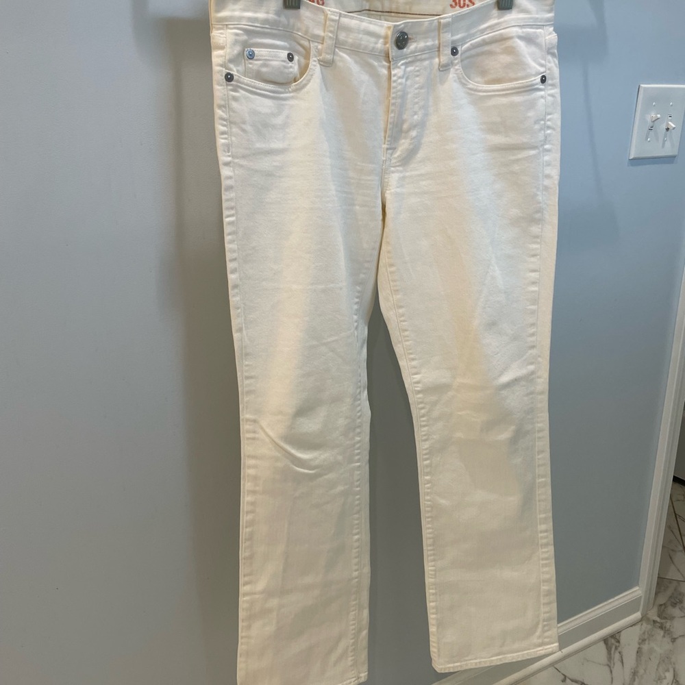 Women's White Jeans-New Without Tags Size 30s